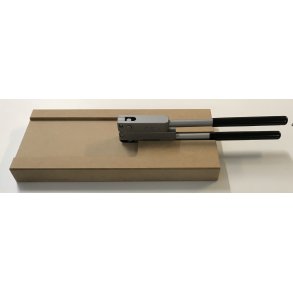 Lokkevrktj til prcise huller i nummerplade