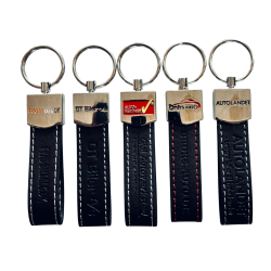 Lder/Metal nglering med logo/tekst p bde metalhovedet og lderet