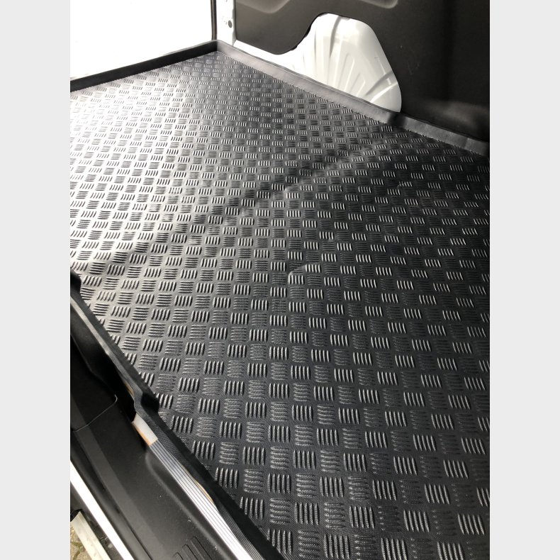 Bagagerumsbakker til VW Golf 8