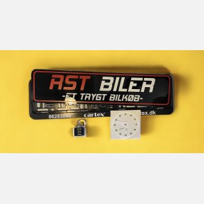 Opstartspakke 3  med   125 Nummerpladerammer, 24 Dekoplader, 100 Ngleringe og 100 P-skiver